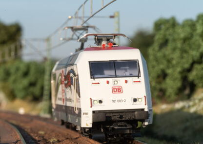 Trix 25379 <br>Elektrolokomotive 101 003-2 Design&Bahn | 23579 2