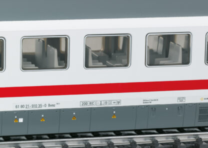 Märklin 43680 <br>Reisezugwagen Bvmz 185.5 | 43680 3