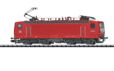 Trix 16431 Elektrolokomotive Baureihe 143 DB AG